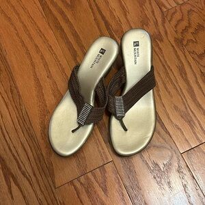 Barely worn brown and rhinestone platform flip flops with cushion insole size 8